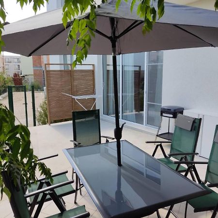Las Brisas Garden Apartment Burgas City Eksteriør billede