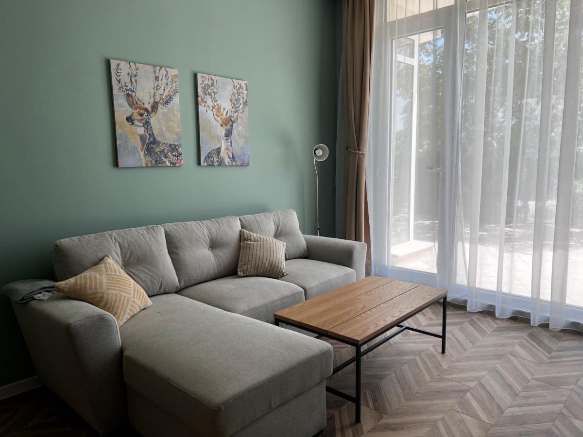Las Brisas Garden Apartment Burgas City Eksteriør billede