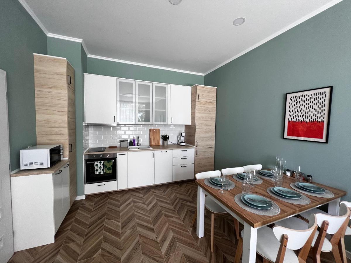 Las Brisas Garden Apartment Burgas City Eksteriør billede