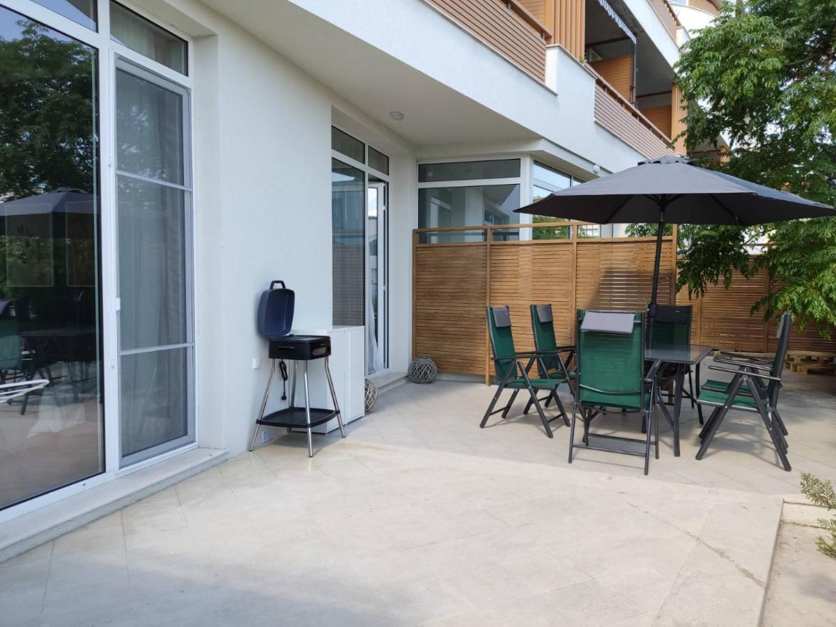 Las Brisas Garden Apartment Burgas City Eksteriør billede