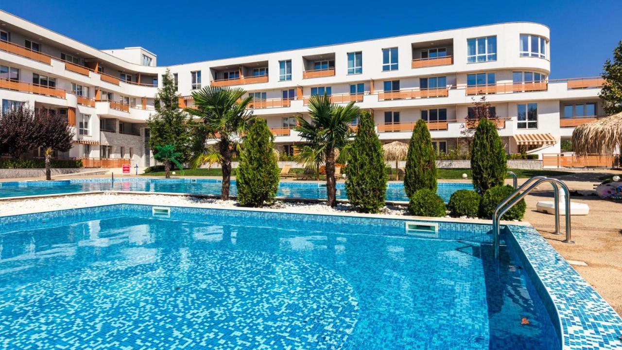 Las Brisas Garden Apartment Burgas City Eksteriør billede
